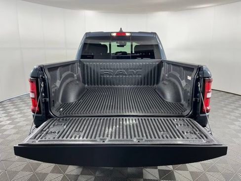 Used 2026 RAM 1500 Express AWD/4WD image 39