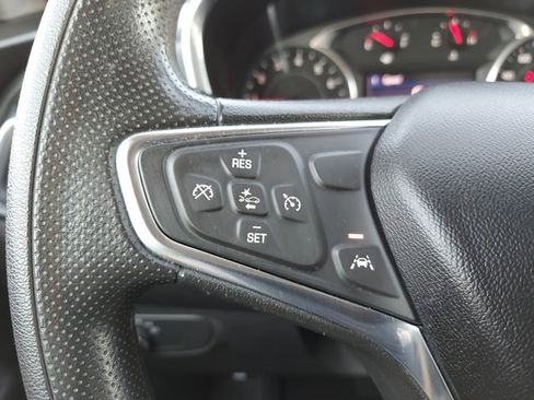 Used 2020 Chevrolet Equinox LT image 29