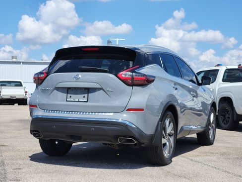 Used 2021 Nissan Murano SL FWD image 3