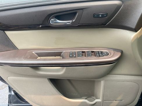 Used 2014 GMC Acadia Denali AWD/4WD image 17