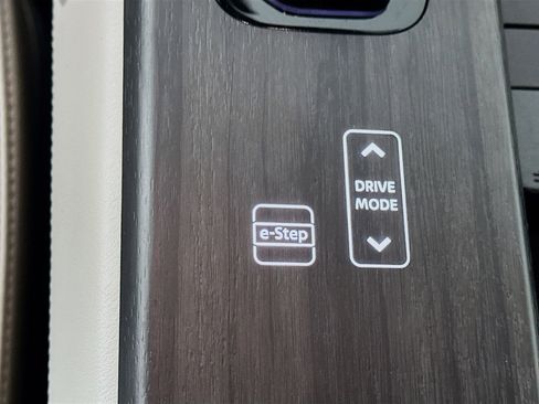 Used 2024 Nissan Ariya ENGAGE image 26