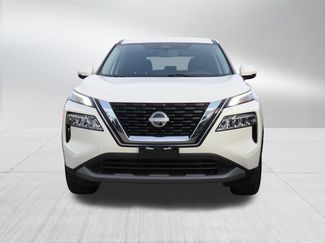 Used 2023 Nissan Rogue SV video 2