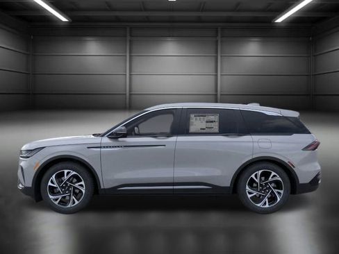 New 2026 Lincoln Nautilus Premier w/ Equipment Group 102A image 4