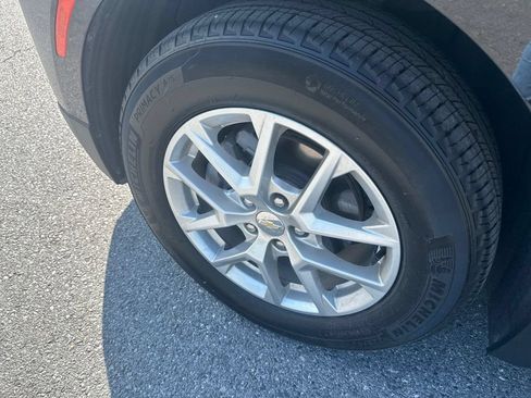 Used 2024 Chevrolet Equinox LS w/ LS Convenience Package FWD image 9