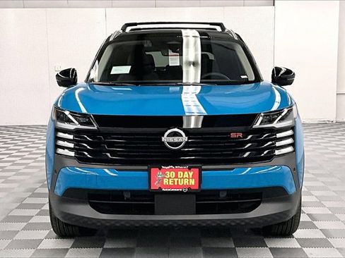 New 2025 Nissan Kicks SR w/ SR Premium Package image 16