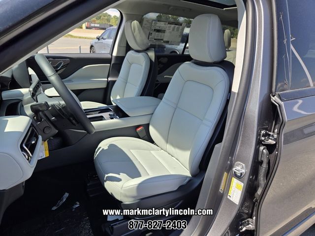 New 2027 Lincoln Aviator AWD w/ Jet Appearance Package image 7