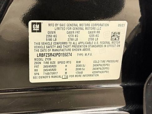 Used 2023 Buick Envision Avenir AWD/4WD image 27