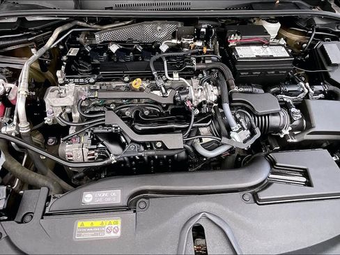 Used 2024 Toyota Corolla LE image 33