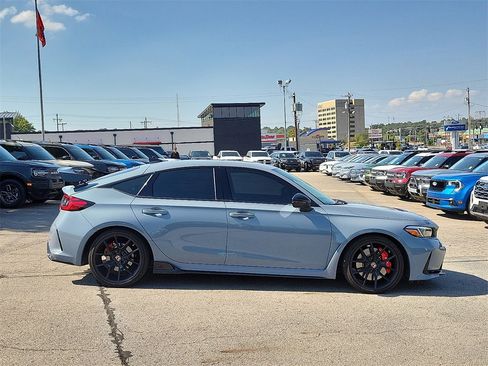 Used 2024 Honda Civic Type R image 6