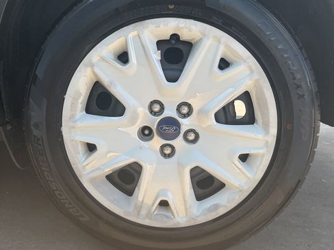 Used 2016 Ford Escape S FWD image 17