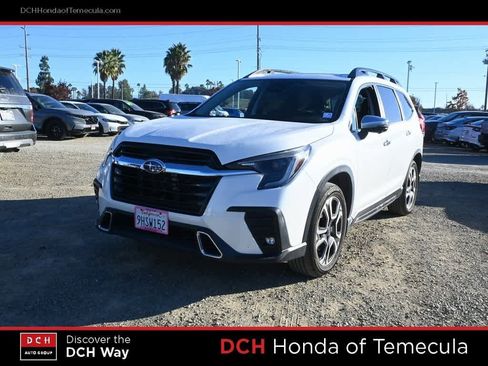 Used 2023 Subaru Ascent Touring image 1