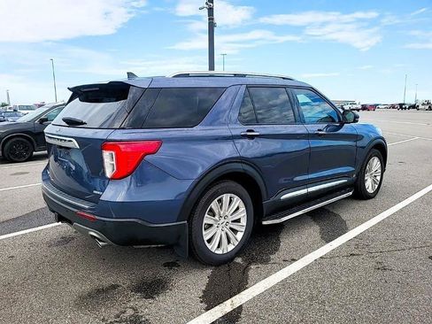 Used 2021 Ford Explorer Limited w/ Hybrid Equipment Group 310A AWD/4WD image 4