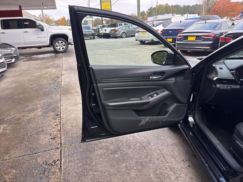 Used 2022 Nissan Altima 2.5 S image 7