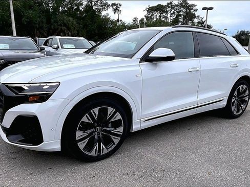 New 2026 Audi Q8 Premium Plus image 8