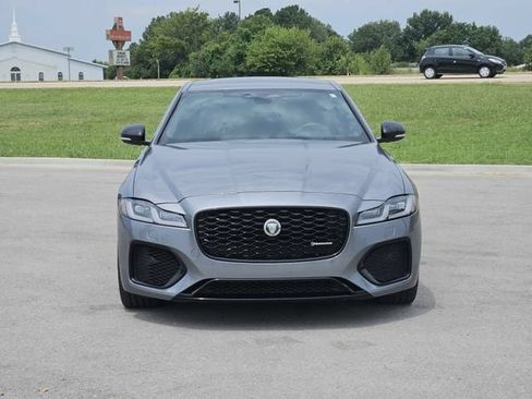 Used 2024 Jaguar XF R-Dynamic SE AWD/4WD image 2