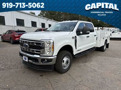 New 2025 Ford F350 XL w/ XL Chrome Package