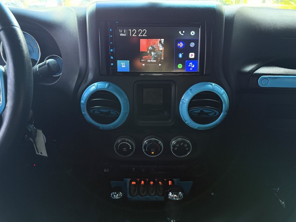Used 2017 Jeep Wrangler Unlimited Sport w/ Max Tow Package AWD/4WD image 22