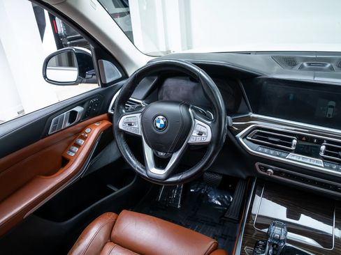 Used 2019 BMW X7 xDrive50i w/ Off-Road Package AWD/4WD image 10