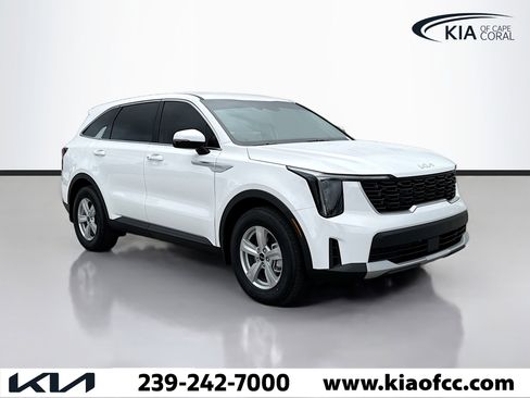 New 2026 Kia Sorento LX FWD image 1