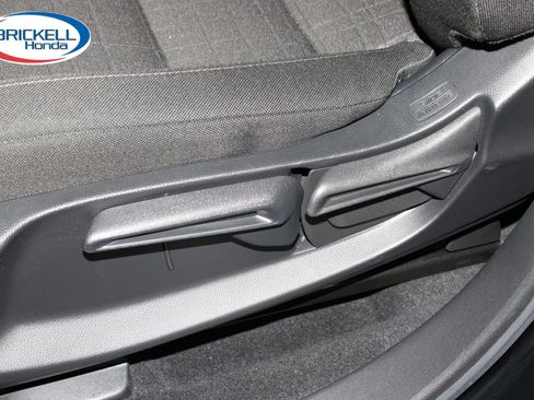 Certified 2024 Honda HR-V LX image 22
