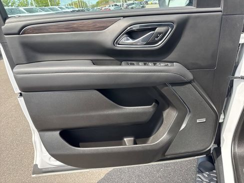 Used 2022 Chevrolet Tahoe Z71 w/ Luxury Package image 30