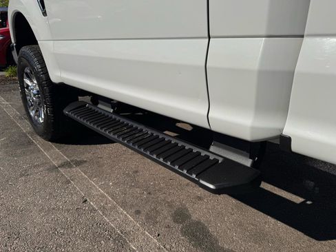Used 2017 Ford F250 XL w/ Power Equipment Group AWD/4WD image 18