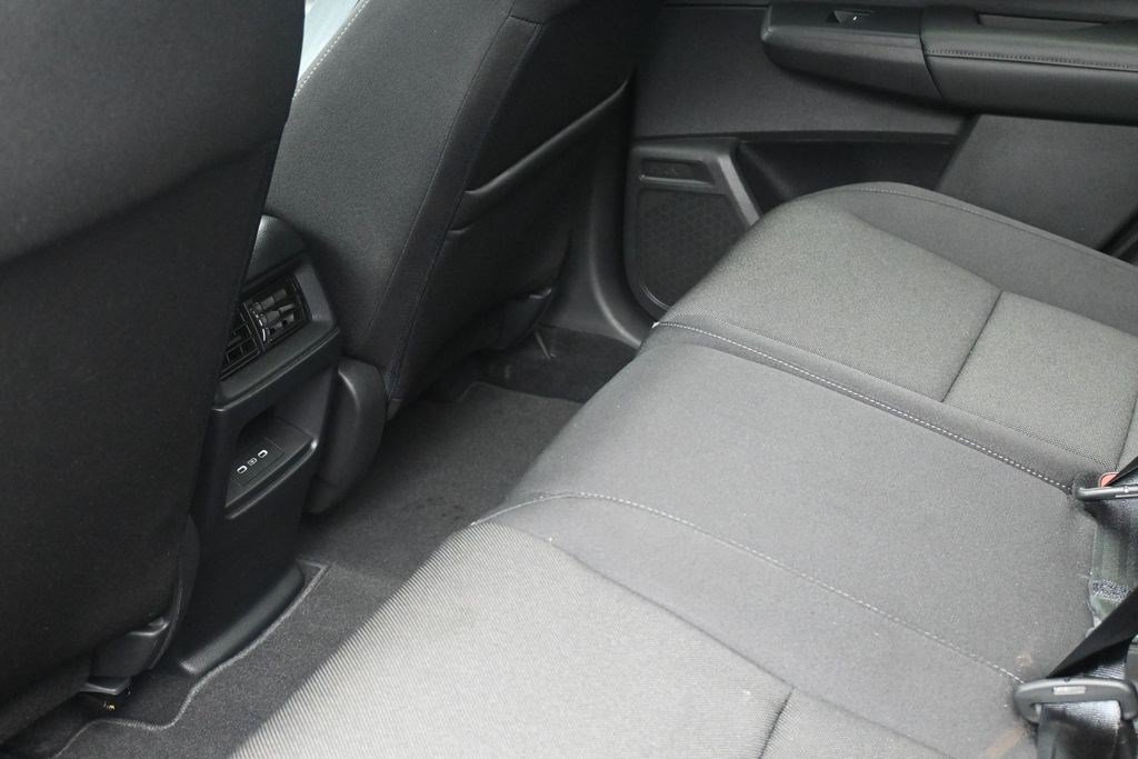 Used 2024 Honda CR-V EX image 17