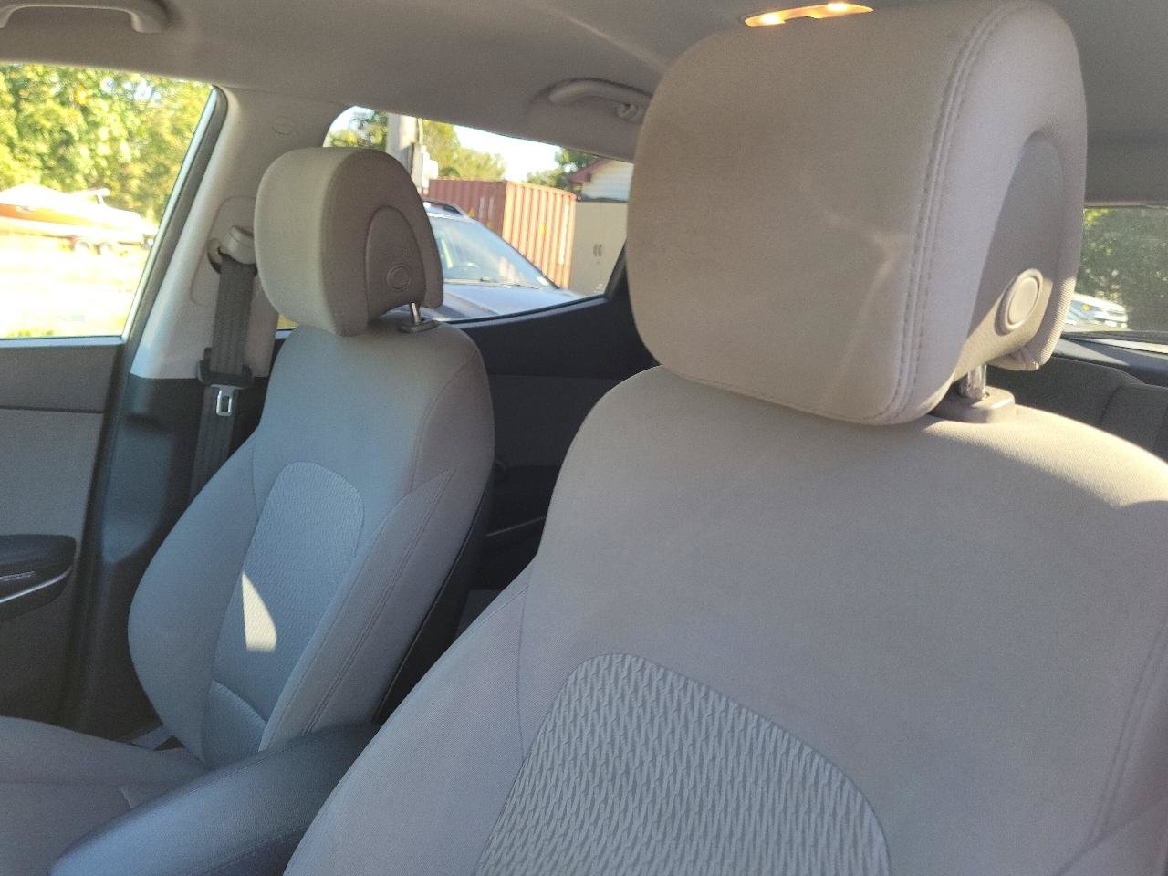 Used 2015 Hyundai Santa Fe Sport AWD/4WD image 11