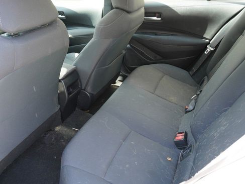 Used 2020 Toyota Corolla LE FWD image 10