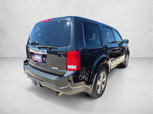 Used 2021 Honda Pilot EX image 3