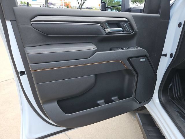 Used 2025 GMC Sierra 2500 AT4 AWD/4WD image 21
