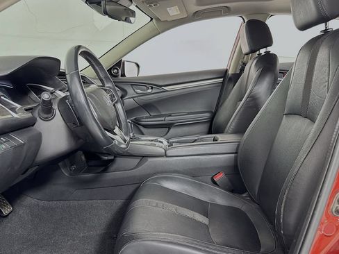 Used 2020 Honda Civic Touring image 8