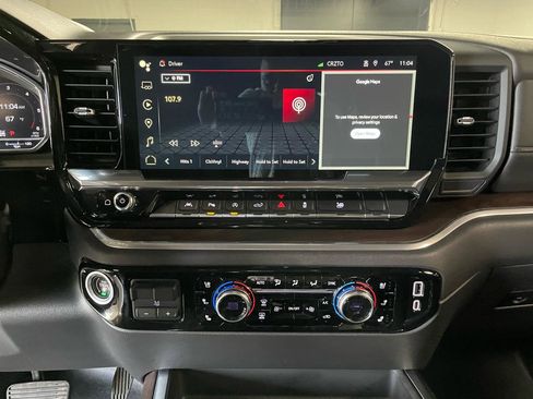 Used 2022 GMC Sierra 1500 SLT w/ SLT Premium Plus Package AWD/4WD image 20