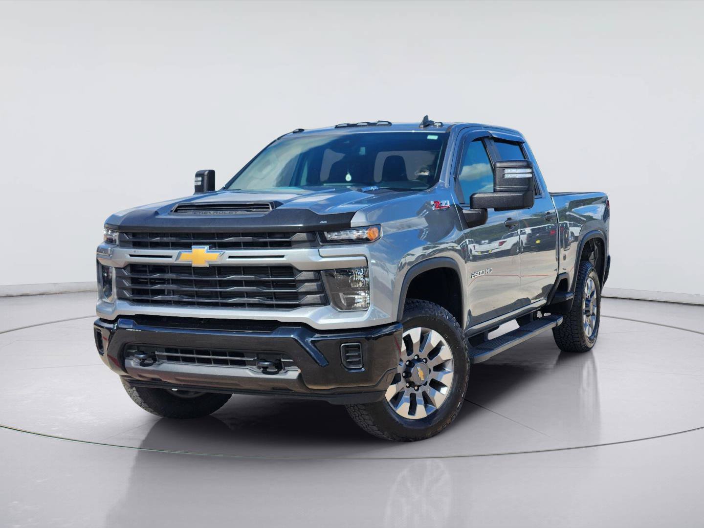 Used 2024 Chevrolet Silverado 2500 Custom w/ Custom Convenience Package AWD/4WD image 1