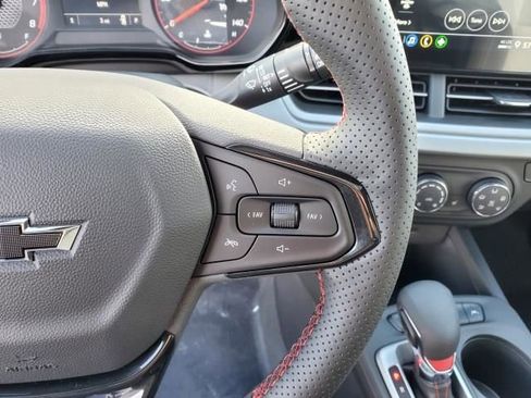New 2026 Chevrolet Trax RS w/ Sunroof Package image 15