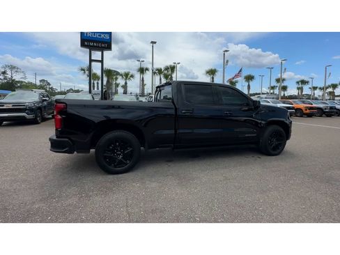 Used 2024 Chevrolet Silverado 1500 High Country w/ Midnight Edition AWD/4WD image 3