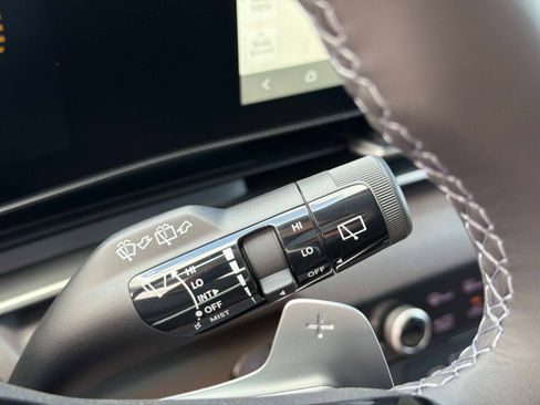 New 2026 Kia Carnival EX image 28