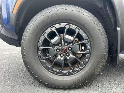 Used 2022 Nissan Frontier PRO-4X w/ Pro-4X Premium Package image 9