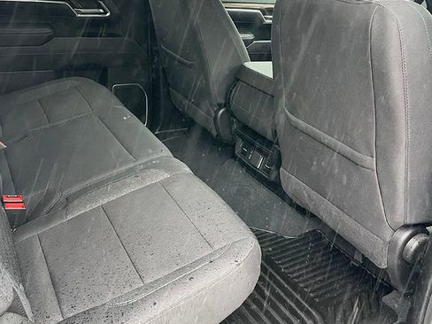 Used 2025 Chevrolet Silverado 2500 LT w/ Convenience Package image 17