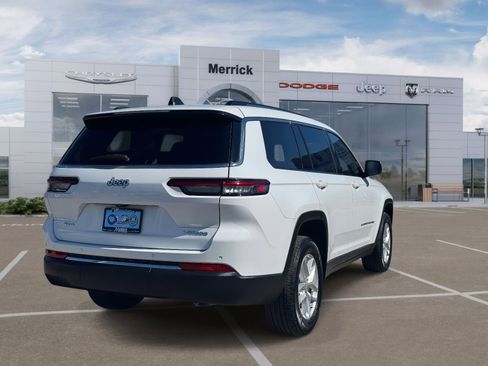 Certified 2023 Jeep Grand Cherokee L Laredo AWD/4WD image 6