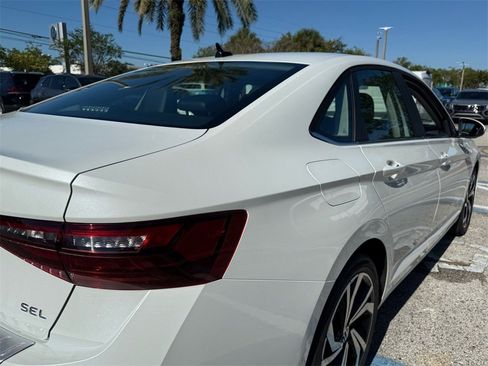 New 2026 Volkswagen Jetta SEL image 15