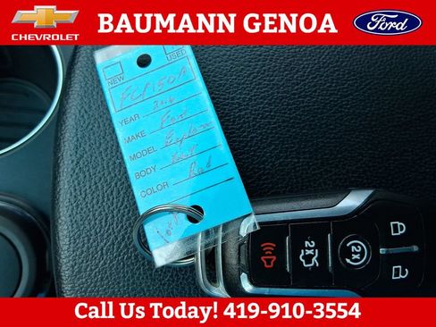 Used 2017 Ford Explorer XLT w/ Equipment Group 202A AWD/4WD image 25