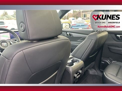 New 2025 Buick Enclave Sport Touring w/ Power Package image 32