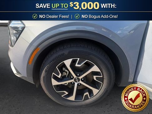 Used 2024 Kia Sportage EX FWD image 13
