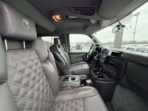 Used 2022 Chevrolet Express 2500 Extended w/ Enhanced Convenience Package RWD image 13