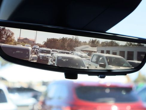 Certified 2022 Chevrolet Silverado 1500 High Country w/ High Country Premium Package image 16