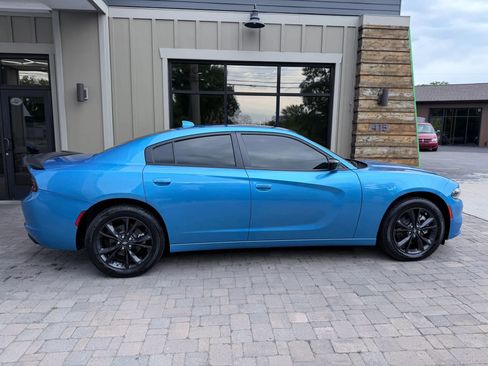 Used 2023 Dodge Charger SXT w/ Blacktop Package AWD/4WD image 7