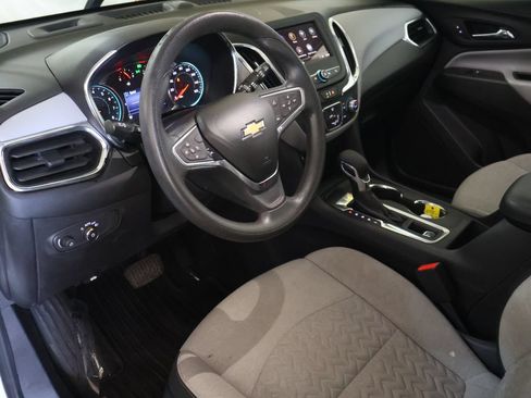 Used 2022 Chevrolet Equinox LS w/ LS Convenience Package FWD image 17