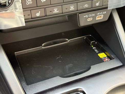 New 2026 Subaru Outback Premium image 18