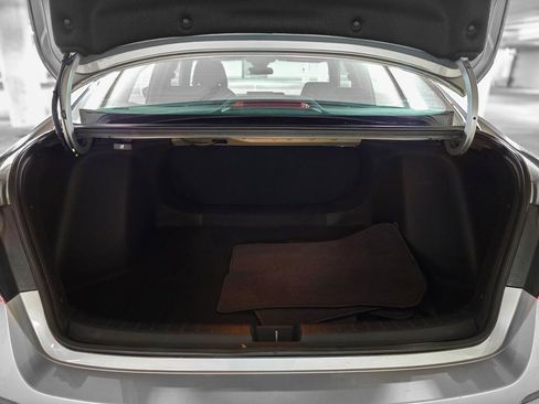 Used 2024 Honda Civic Sport image 9